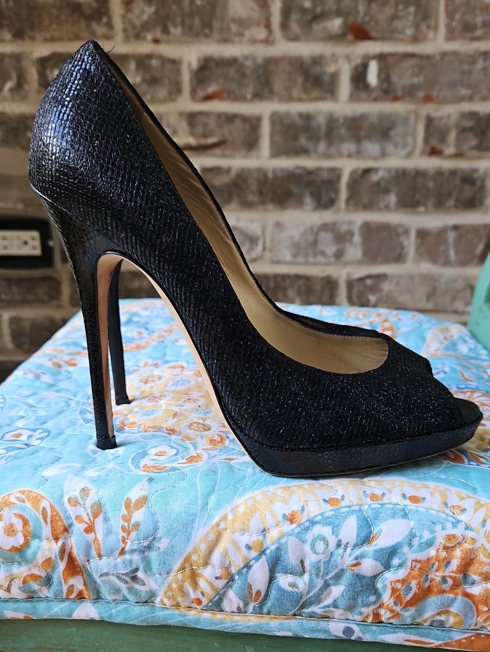 Jimmy Choo Classic Black Textured Sparkly Peep-Toe Stiletto Pumps Size 38.5